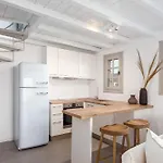 Saint Anna Mykonos By Aura Homes 아파트